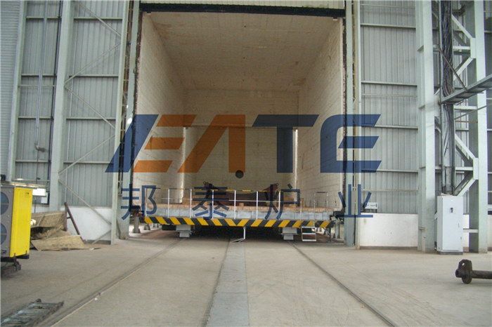 大型燃?xì)馄揭茽t門臺(tái)車爐